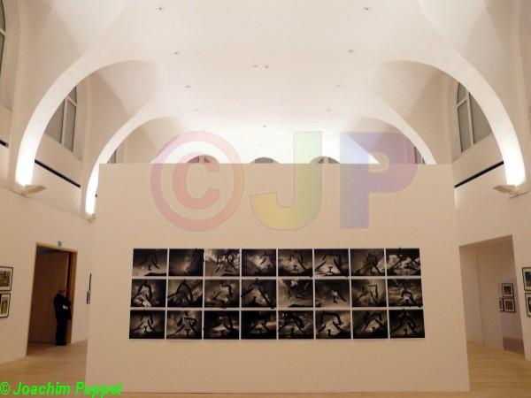 D2-AP1850632-8a aa.jpg